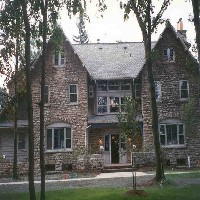 Hedstrom Manor